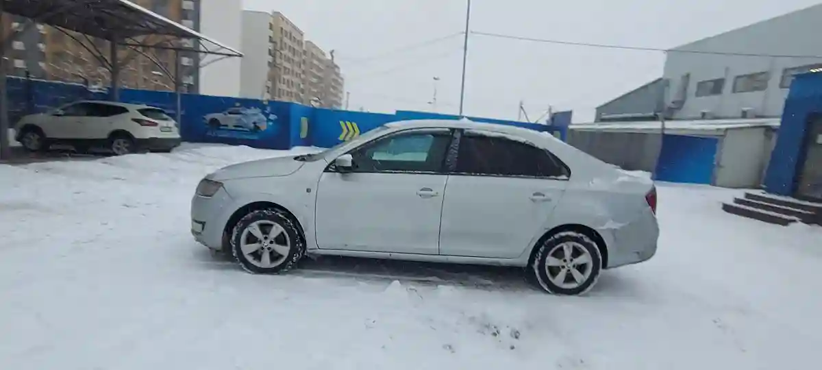 Skoda Rapid 2014 года за 3 600 000 тг. в Алматы