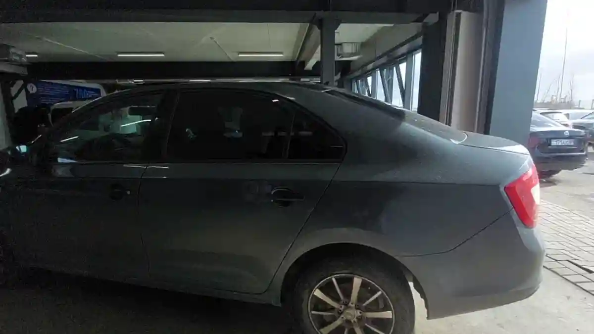 Skoda Rapid 2014 года за 4 500 000 тг. в Астана