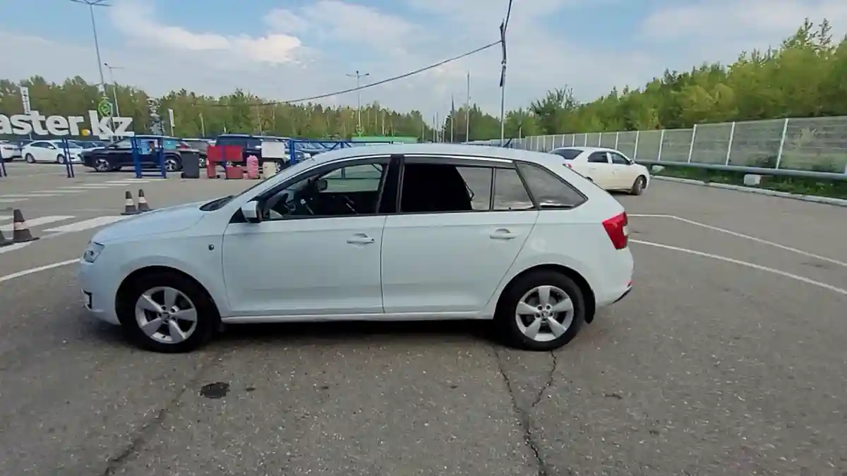 Skoda Rapid 2014 года за 5 000 000 тг. в Усть-Каменогорск