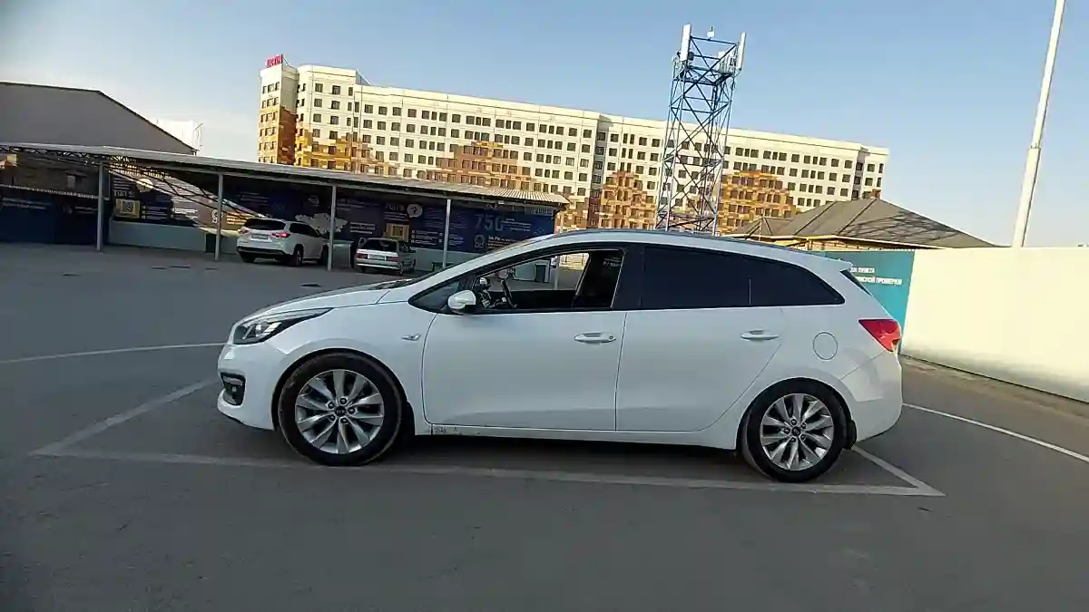 Kia Ceed 2017 года за 6 500 000 тг. в Шымкент