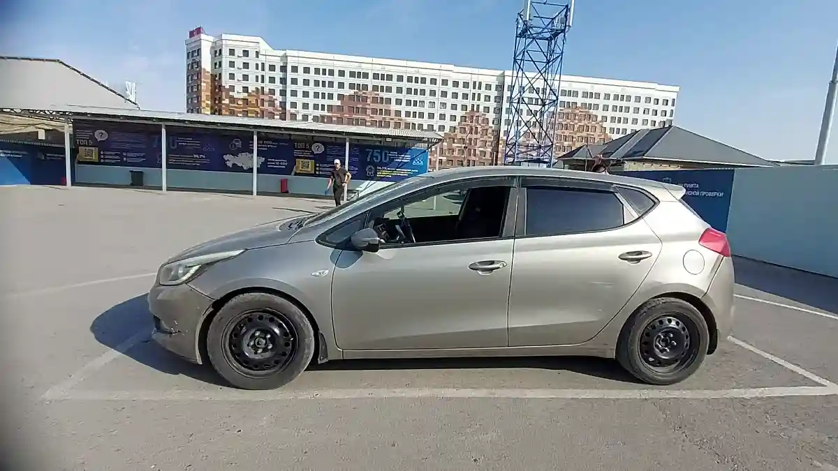 Kia Ceed 2013 года за 4 800 000 тг. в Шымкент