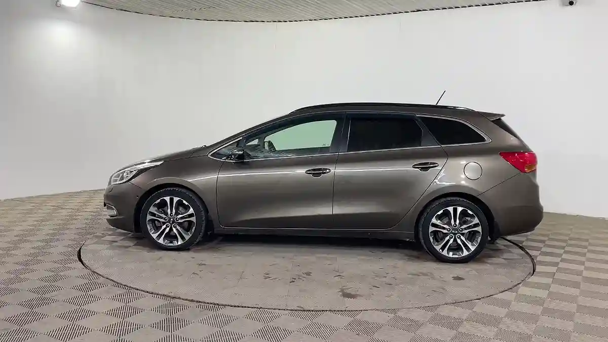 Kia Ceed 2013 года за 6 990 000 тг. в Шымкент