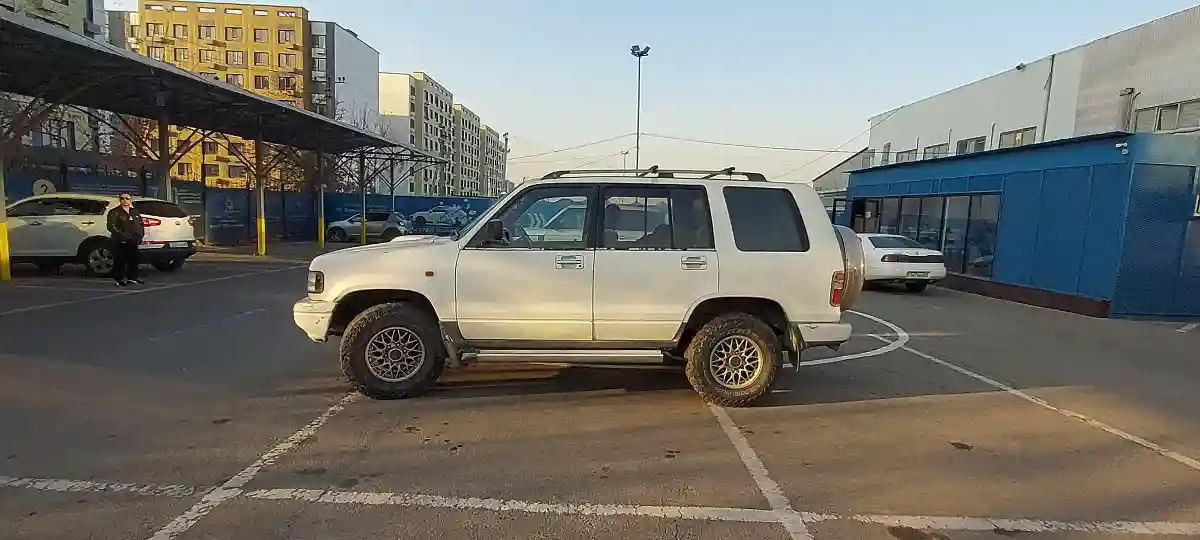Isuzu Bighorn 1998 года за 3 000 000 тг. в Алматы