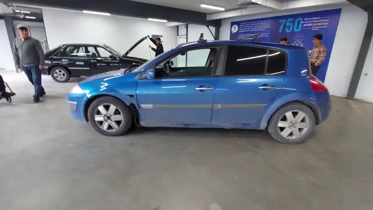 Renault Megane 2002 года за 3 000 000 тг. в Астана