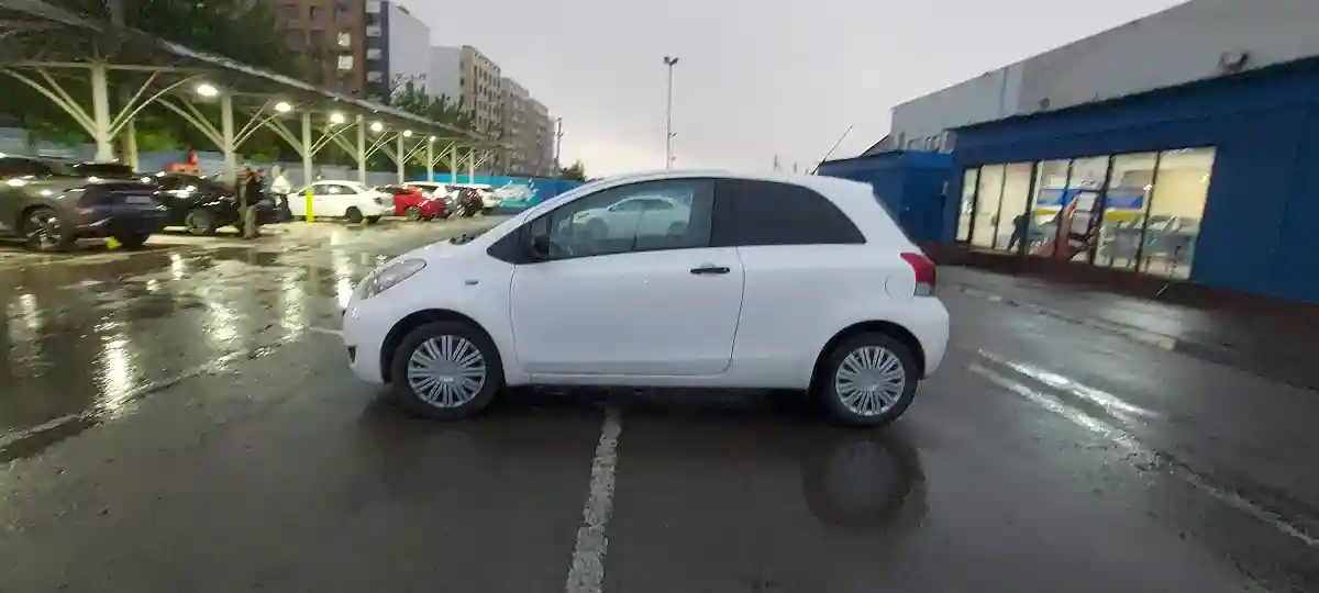 Toyota Yaris 2009 года за 3 000 000 тг. в Алматы