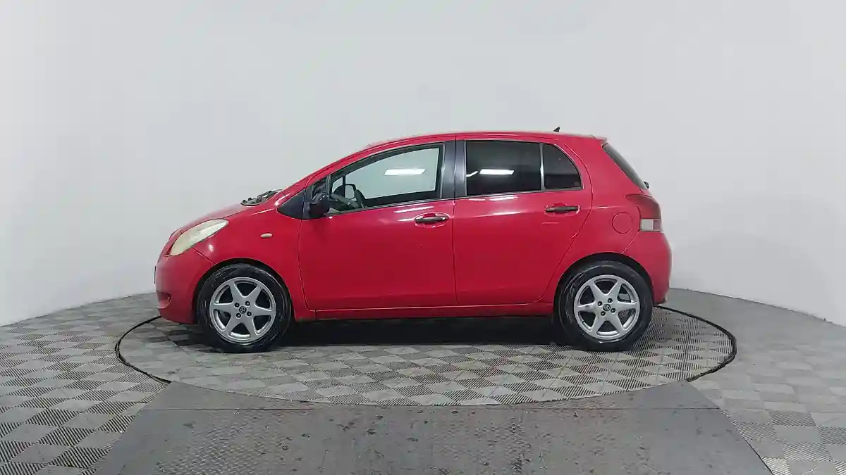 Toyota Yaris 2009 года за 3 190 000 тг. в Астана