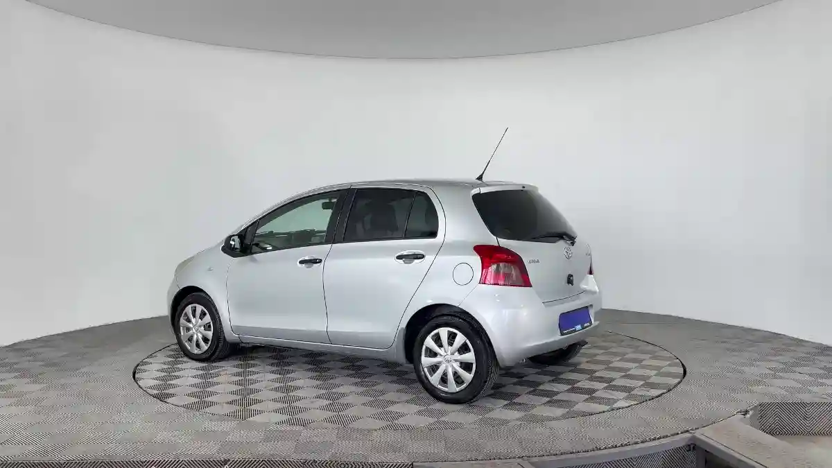 Toyota Yaris 2008 года за 3 600 000 тг. в Караганда