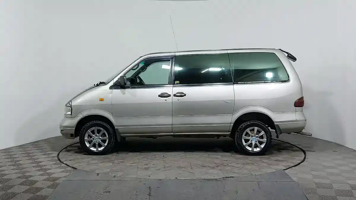 Nissan Largo 1997 года за 1 170 000 тг. в Астана