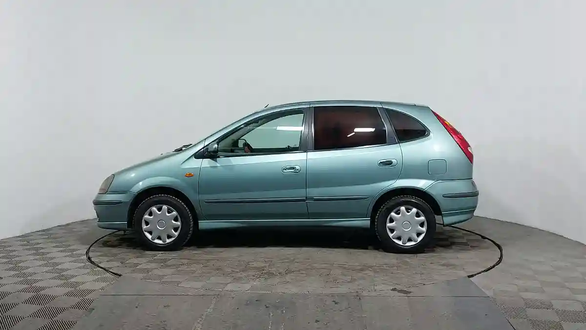 Nissan Almera Tino 2002 года за 1 990 000 тг. в Астана