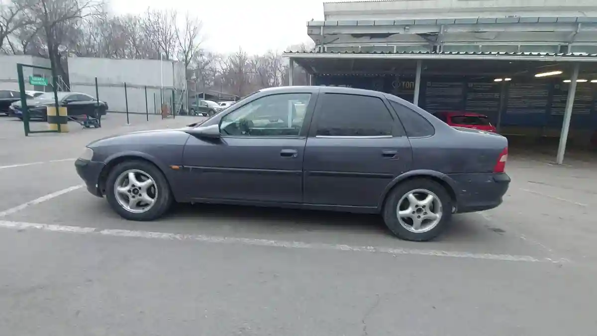 Opel Vectra 1995 года за 800 000 тг. в Алматы