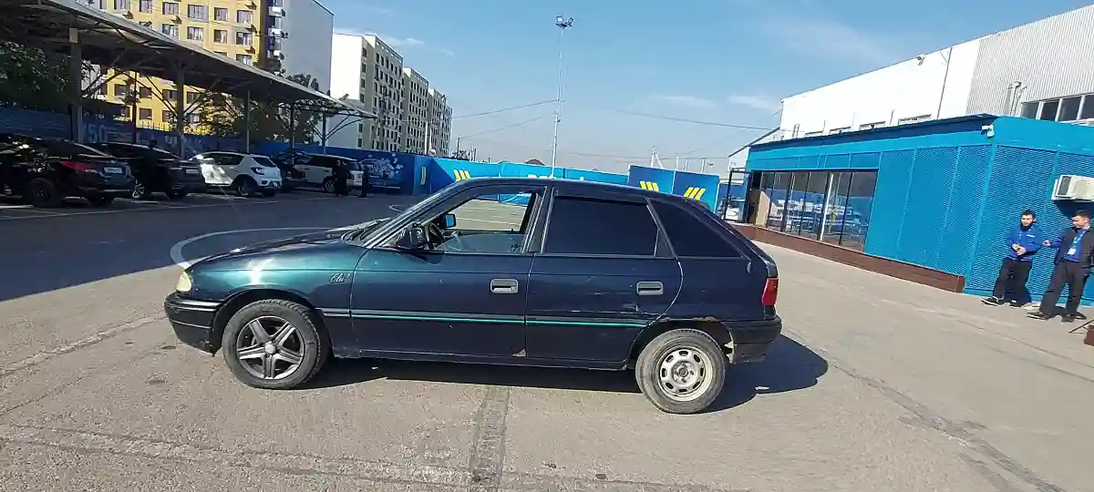 Opel Astra 1994 года за 1 000 000 тг. в Алматы