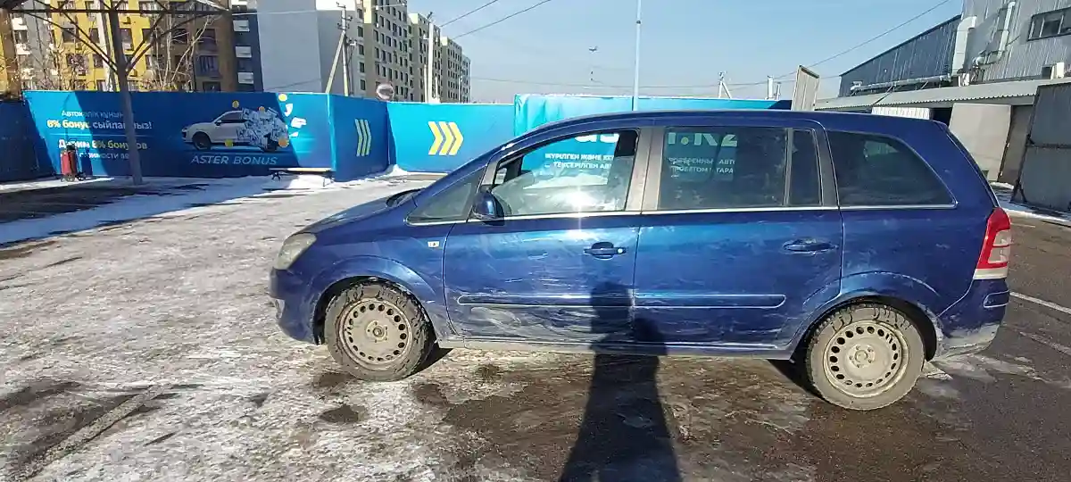 Opel Zafira 2009 года за 4 000 000 тг. в Алматы