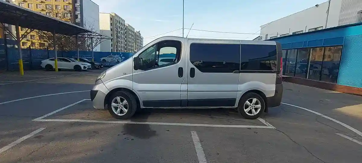 Opel Vivaro 2010 года за 10 000 000 тг. в Алматы