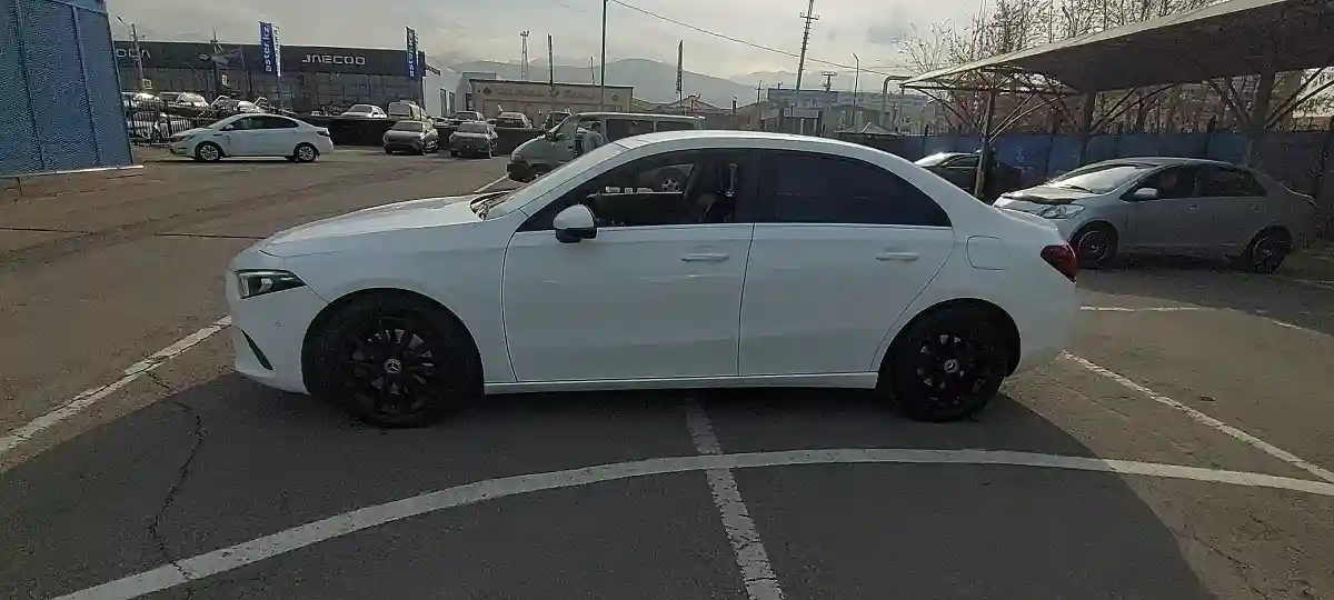Mercedes-Benz A-Класс 2020 года за 19 000 000 тг. в Алматы