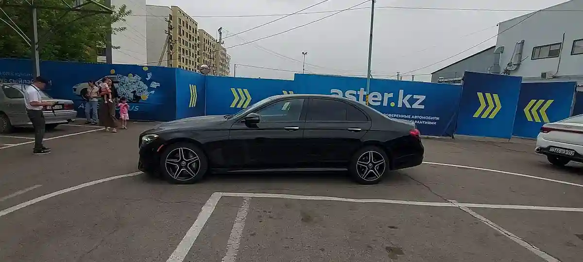 Mercedes-Benz E-Класс 2021 года за 30 000 000 тг. в Алматы