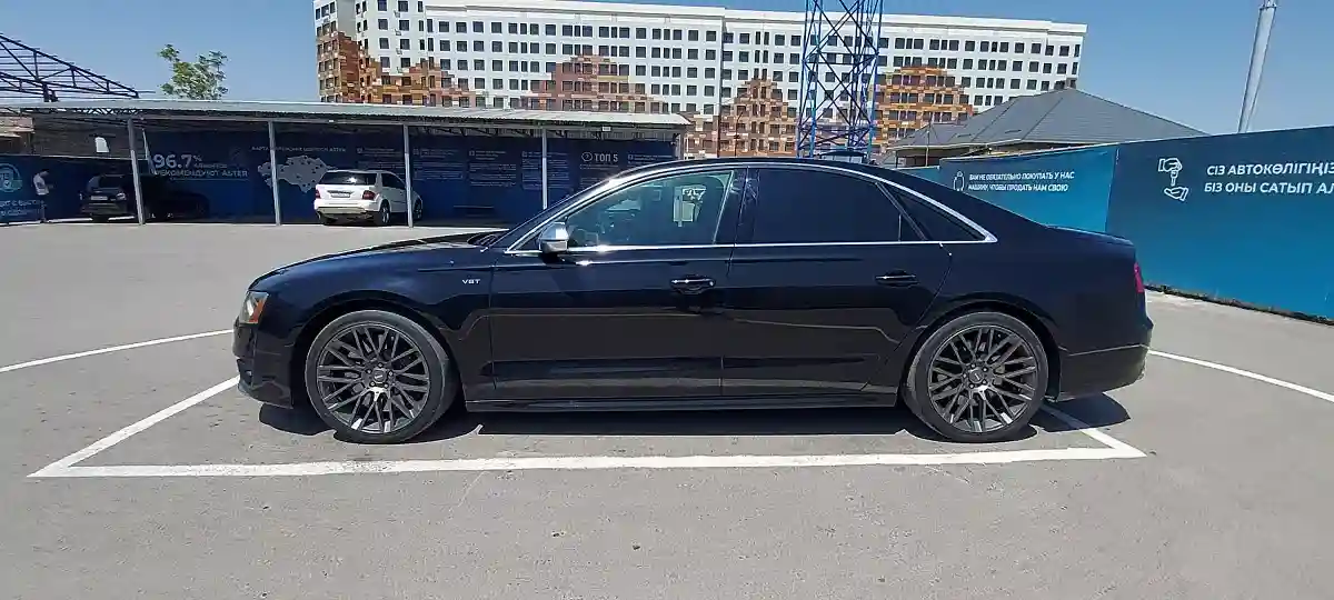 Audi S8 2013 года за 25 000 000 тг. в Шымкент
