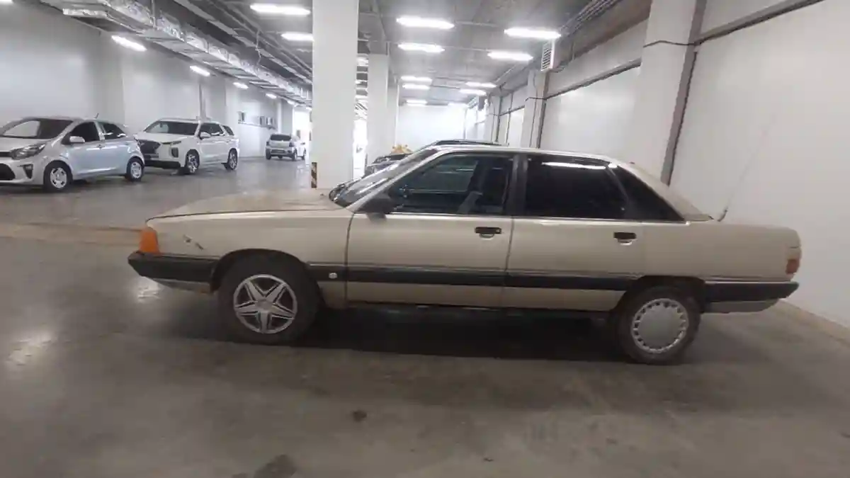 Audi 100 1990 года за 330 000 тг. в Астана