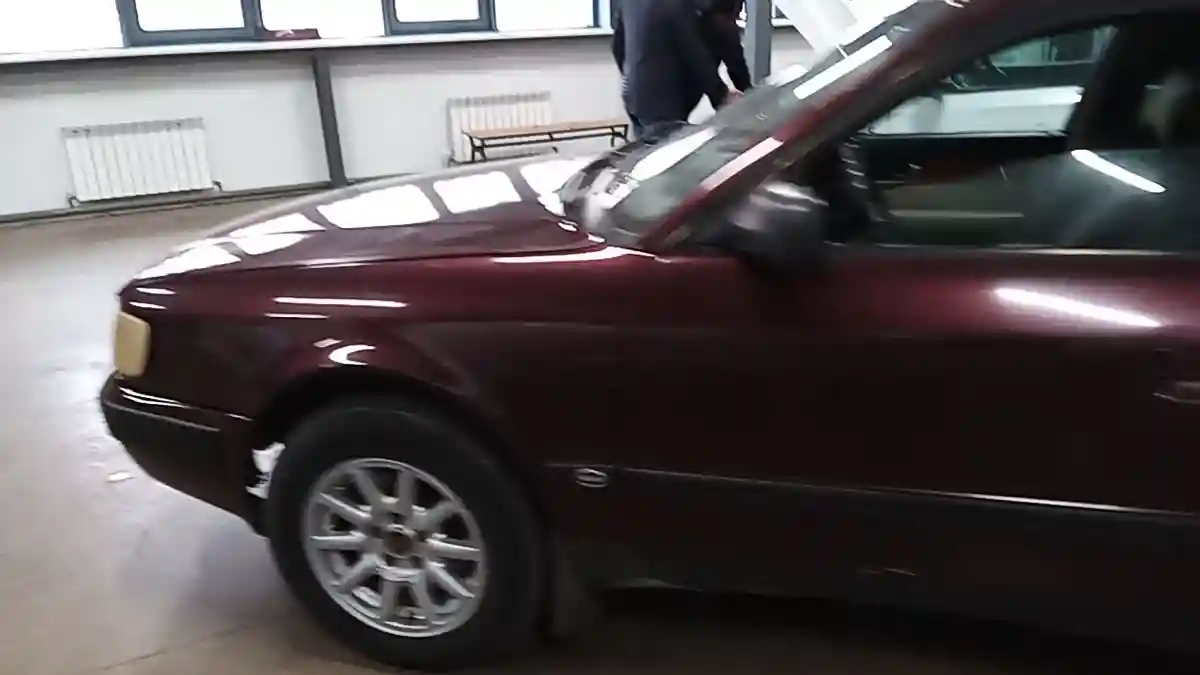 Audi 100 1991 года за 1 800 000 тг. в Астана