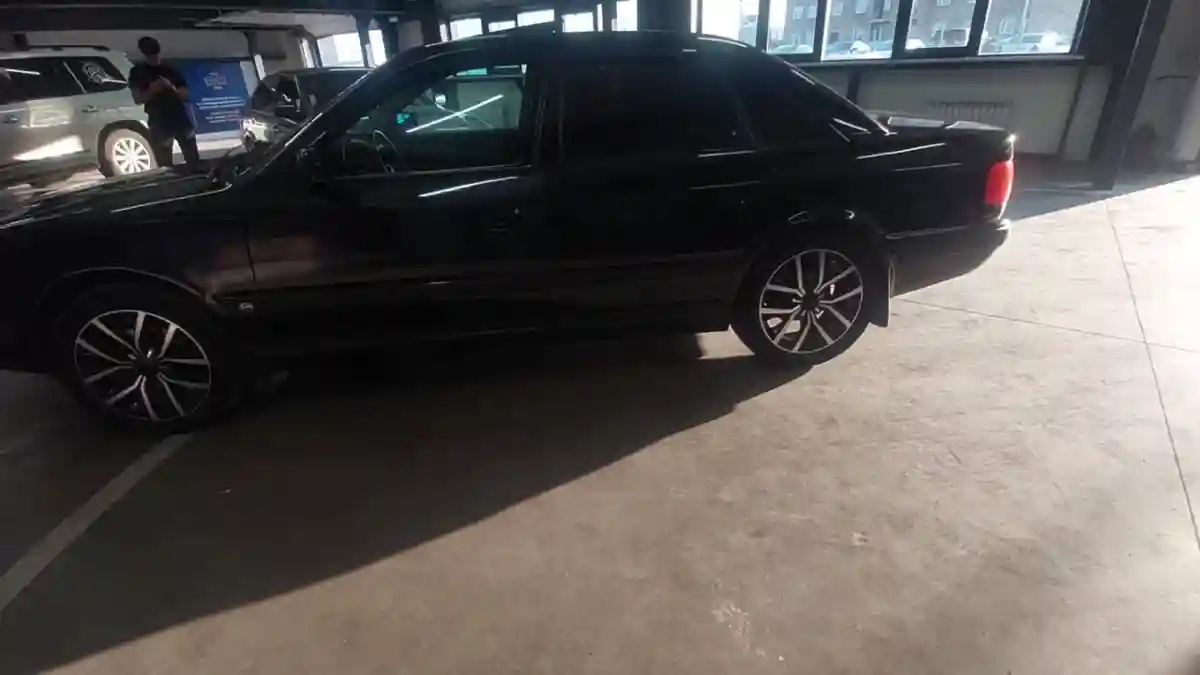 Audi 100 1991 года за 2 200 000 тг. в Астана