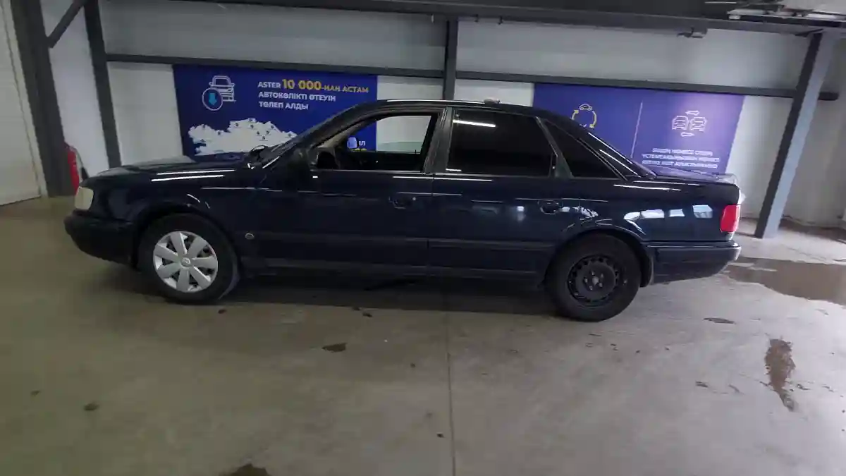 Audi 100 1993 года за 1 400 000 тг. в Астана