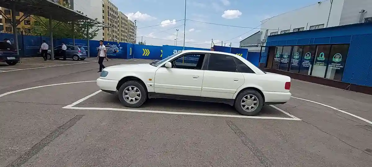 Audi A6 1994 года за 2 500 000 тг. в Алматы