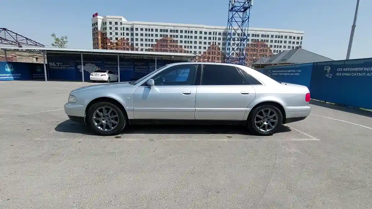 Audi A8 2000 года за 2 550 000 тг. в Шымкент