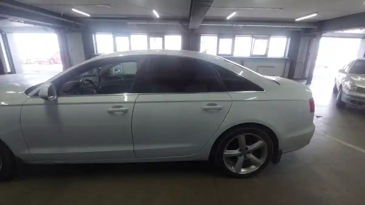 Audi A6 2014 года за 10 000 000 тг. в Астана