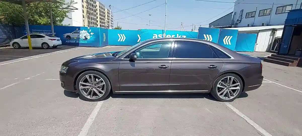 Audi A8 2013 года за 10 500 000 тг. в Алматы