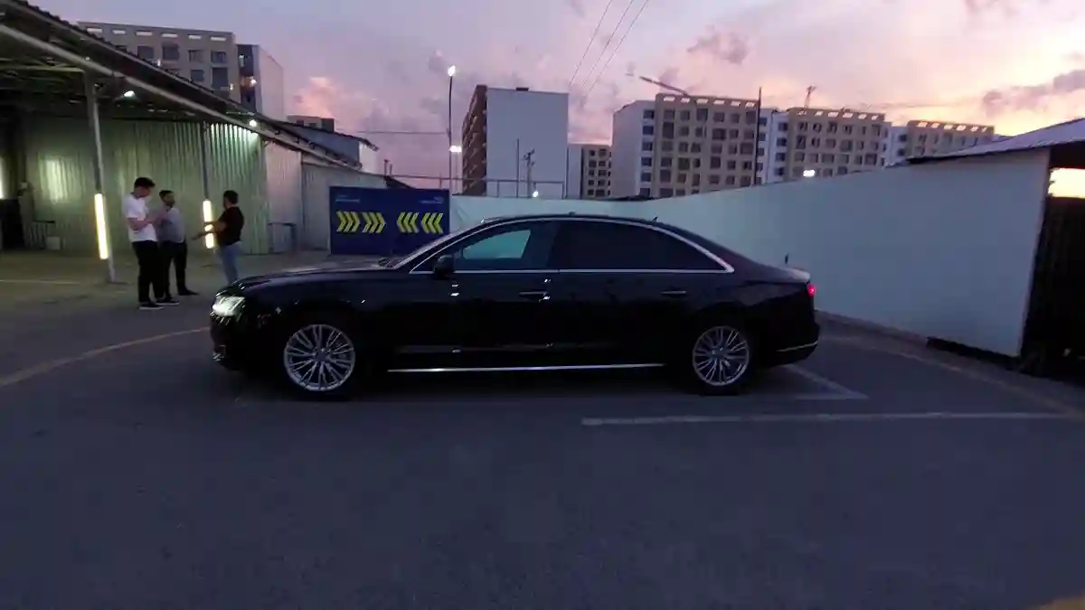 Audi A8 2015 года за 13 500 000 тг. в Алматы