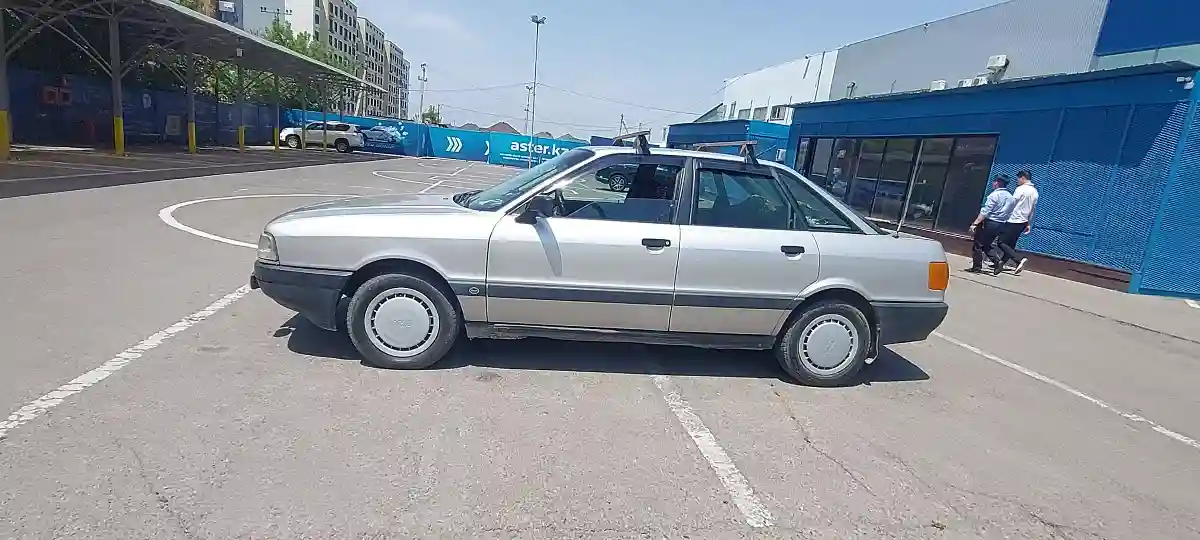 Audi 80 1988 года за 700 000 тг. в Алматы
