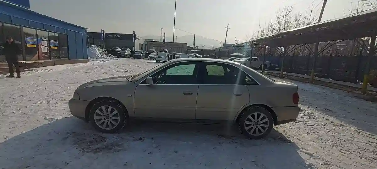 Audi A4 2000 года за 2 700 000 тг. в Алматы