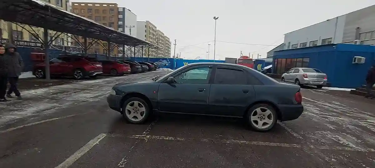 Audi A4 1995 года за 1 000 000 тг. в Алматы