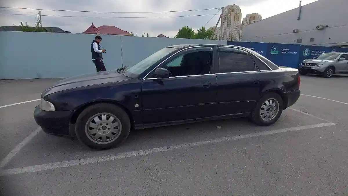 Audi A4 1996 года за 2 500 000 тг. в Шымкент
