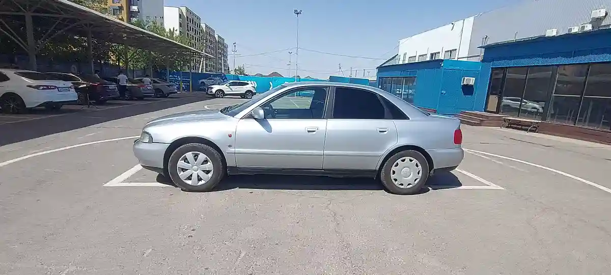 Audi A4 1998 года за 2 000 000 тг. в Алматы