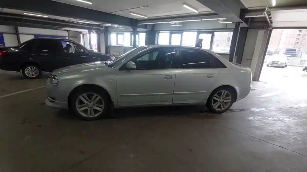 Audi A4 2006 года за 5 200 000 тг. в Астана