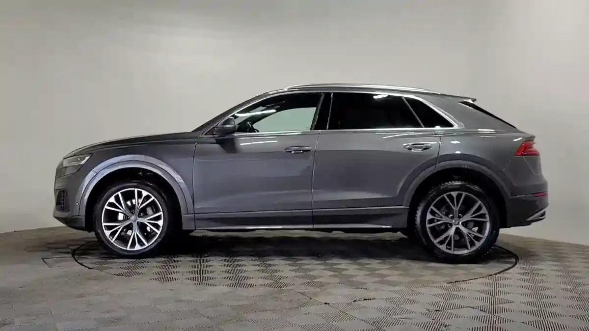 Audi Q8 2019 года за 33 401 000 тг. в Алматы