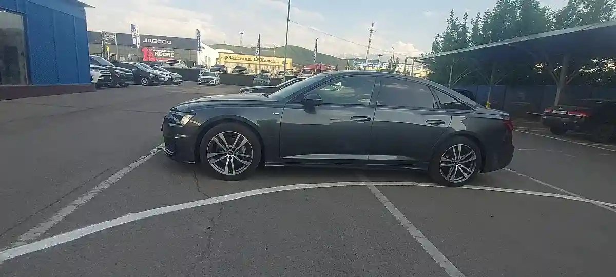 Audi A6 2023 года за 26 600 000 тг. в Алматы