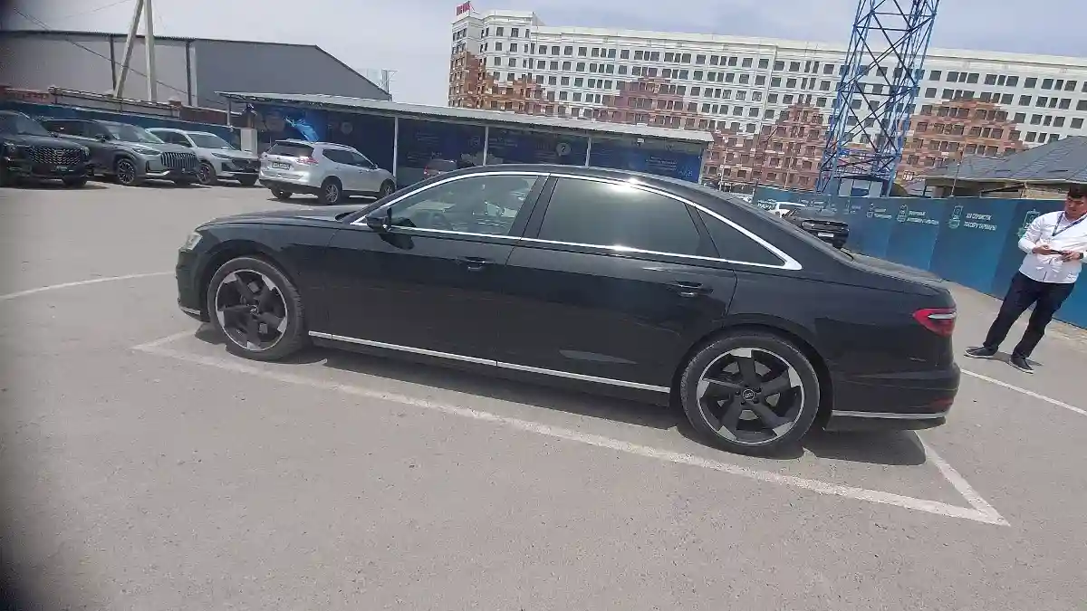 Audi A8 2018 года за 38 000 000 тг. в Шымкент
