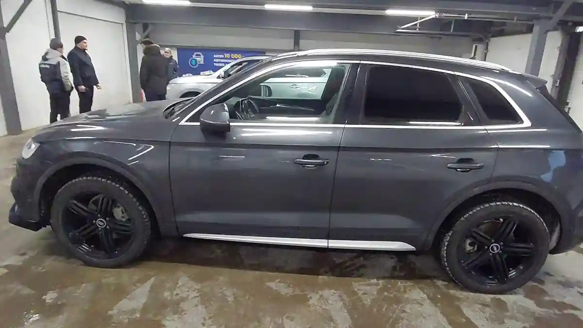 Audi Q5 2020 года за 25 000 000 тг. в Астана