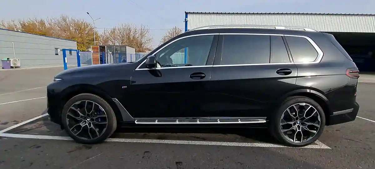 BMW X7 2023 года за 84 000 000 тг. в Шымкент