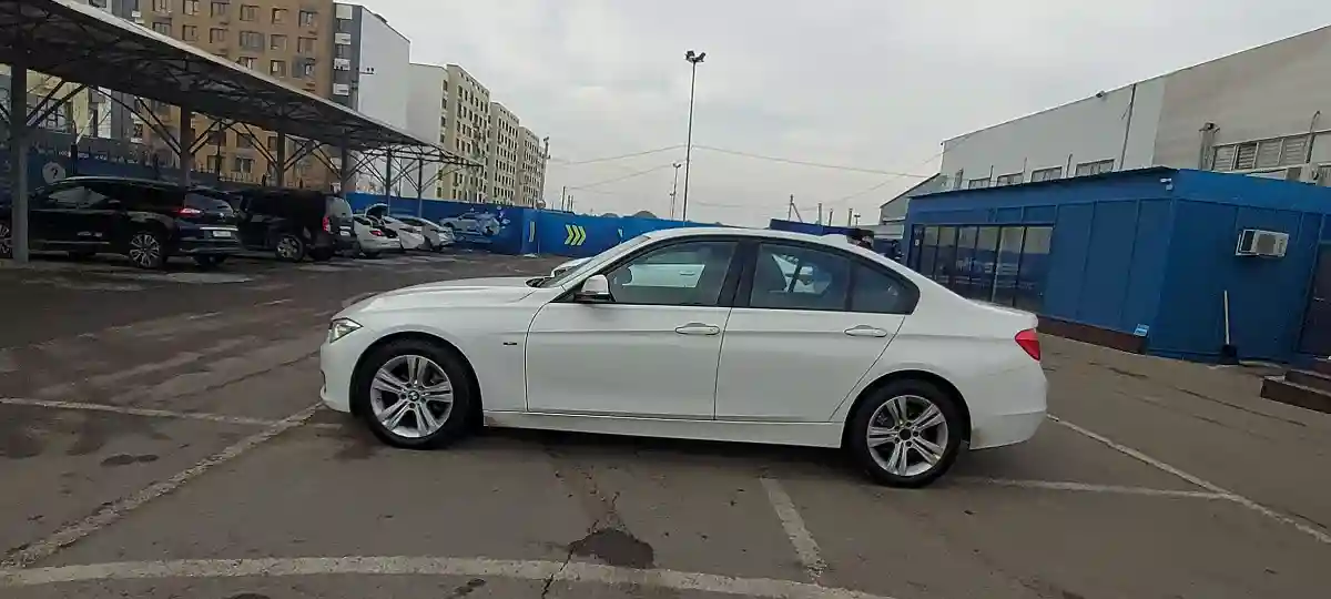 BMW 3 серии 2014 года за 11 000 000 тг. в Алматы