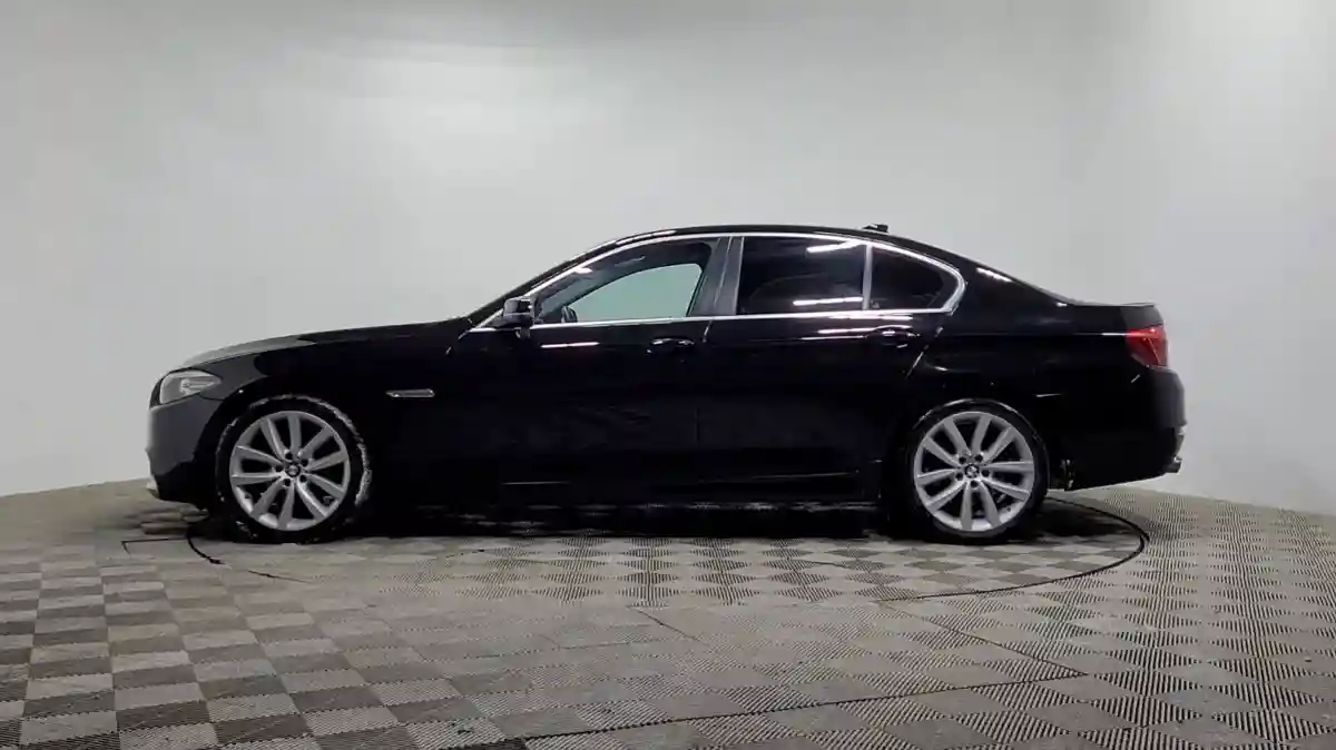 BMW 5 серии 2014 года за 9 900 000 тг. в Алматы