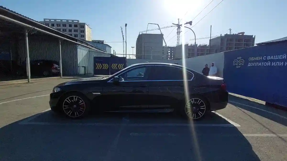 BMW 5 серии 2014 года за 13 500 000 тг. в Алматы
