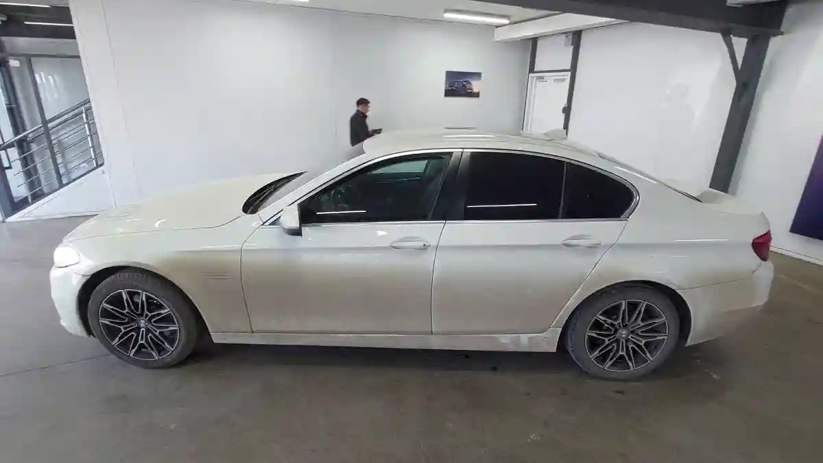 BMW 5 серии 2014 года за 10 000 000 тг. в Астана