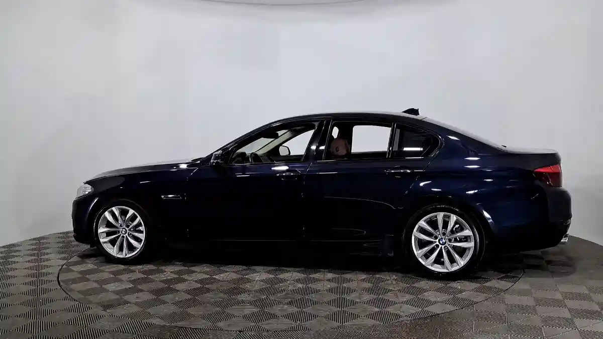 BMW 5 серии 2015 года за 11 890 000 тг. в Астана