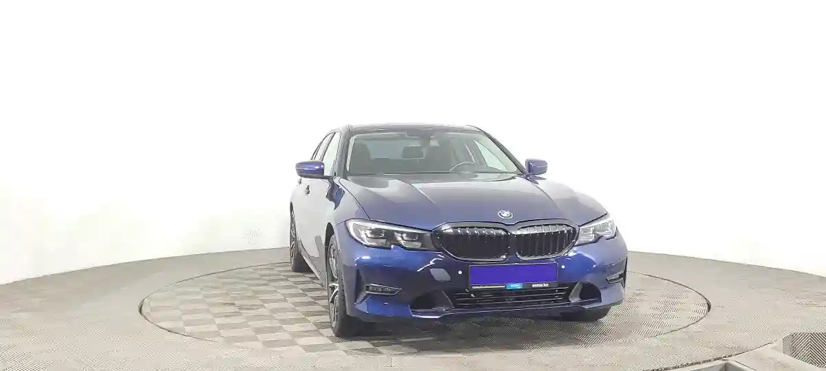 BMW 3 серии 2020 года за 17 600 000 тг. в Караганда