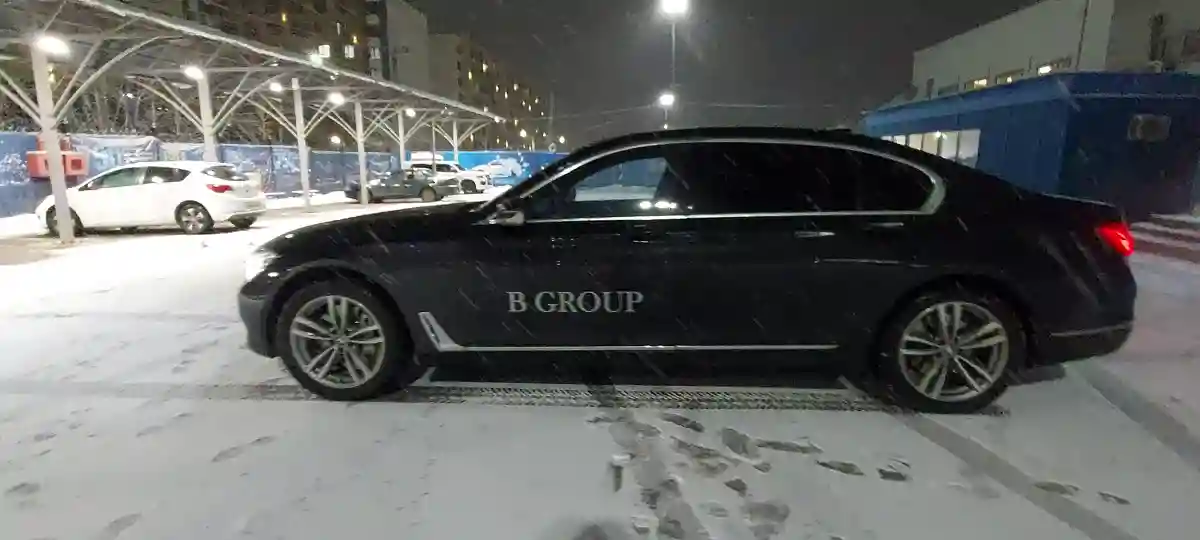 BMW 7 серии 2015 года за 20 000 000 тг. в Алматы