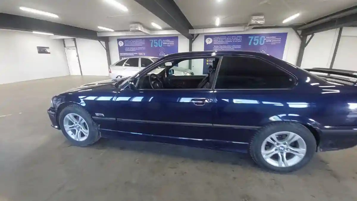 BMW 3 серии 1994 года за 3 000 000 тг. в Астана