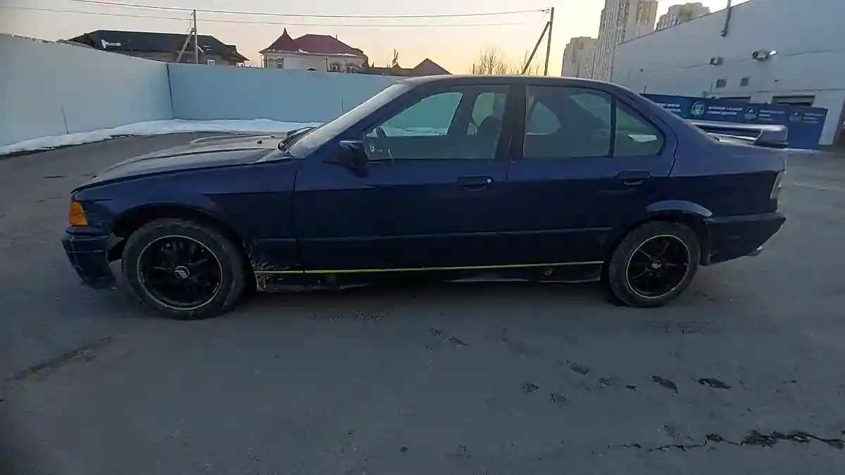 BMW 3 серии 1992 года за 1 000 000 тг. в Шымкент