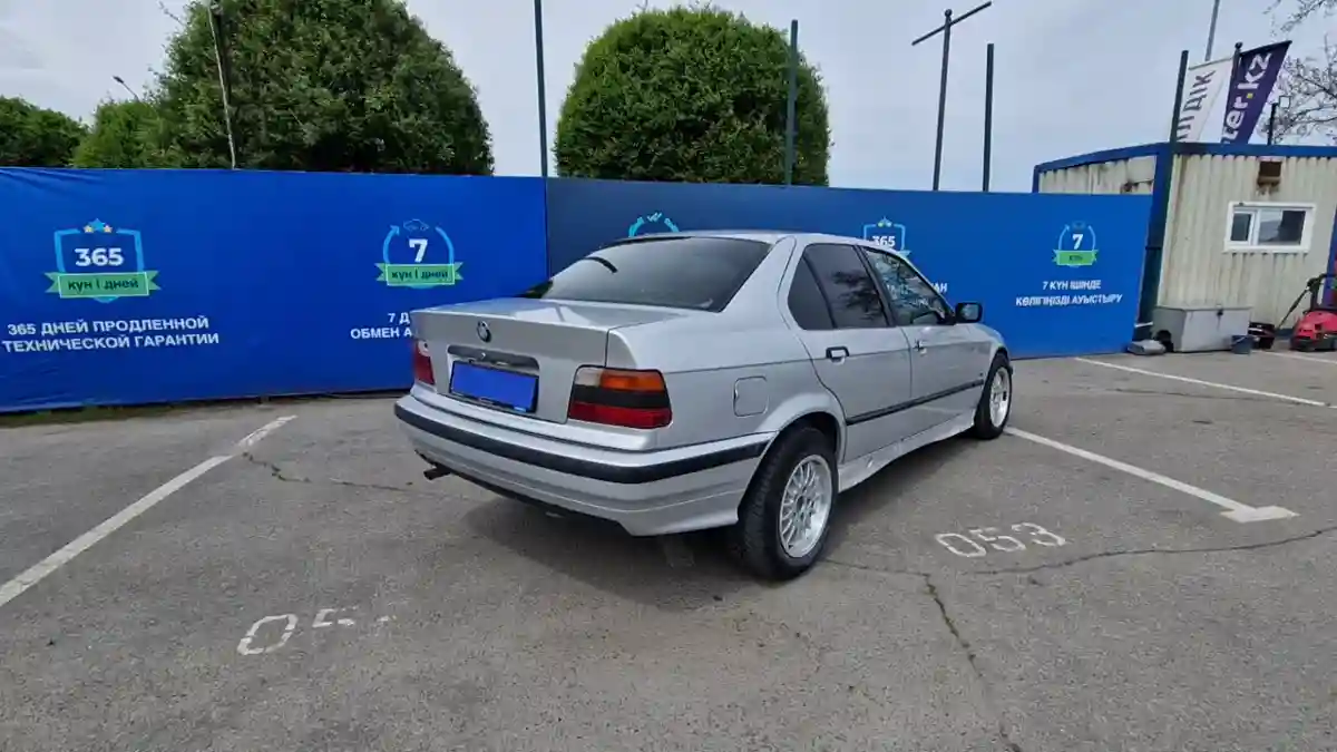 BMW 3 серии 1992 года за 1 320 000 тг. в Талдыкорган